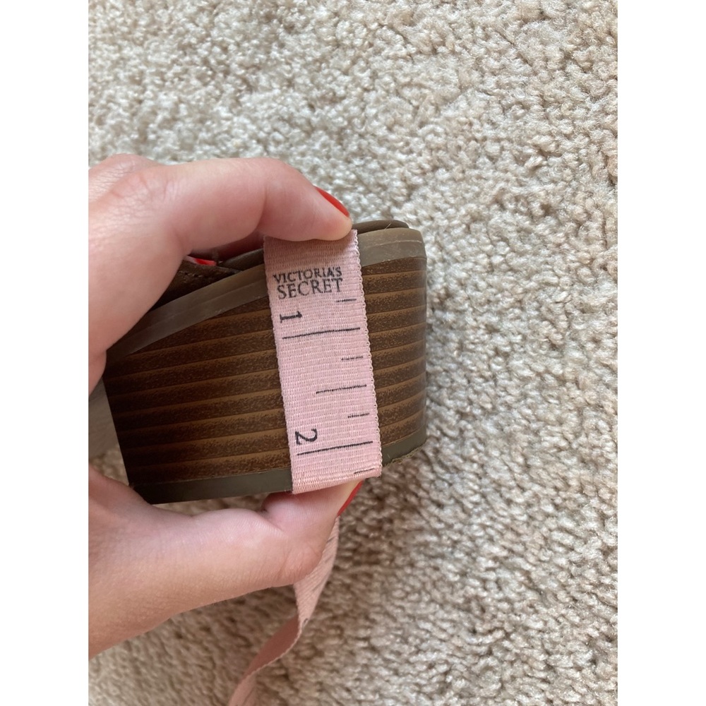 American Eagle Outfitters Tan Mules - Picture 7 of 7
